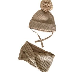 Pom Hat and Neck Gaitor